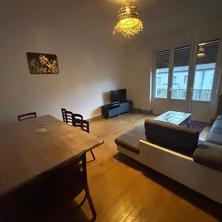 Huitieme Avenue Grand Parking Un Sejour A Part Appartement