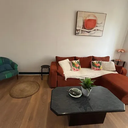 Huitieme Avenue Grand Parking Un Sejour A Part *