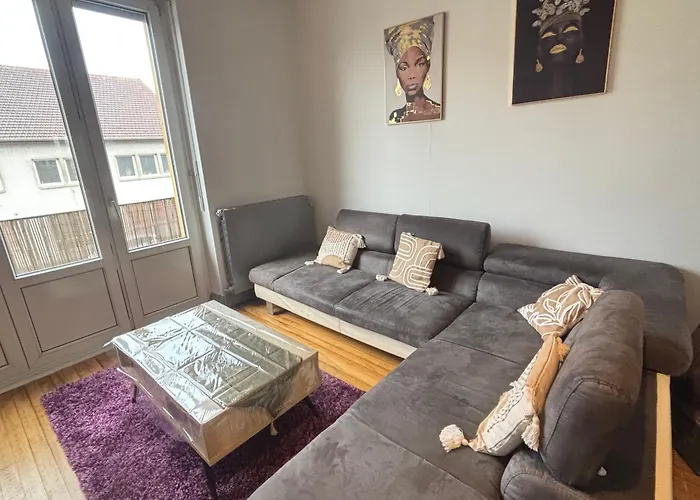 Huitieme Avenue Grand Parking Un Sejour A Part *