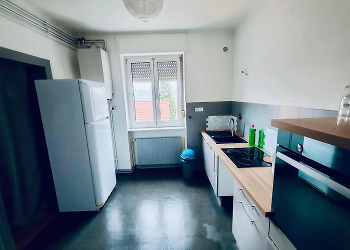 Huitieme Avenue Grand Parking Un Sejour A Part * Metz